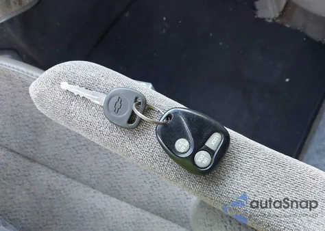 1999 Chevrolet Astro from USA, damaged, VIN 1GNDM19W5XB113273